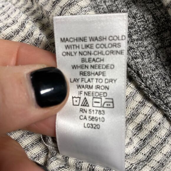 Maurices Grey Stripe 3/4 Sleeve Open Cadigan - Picture 4 of 5